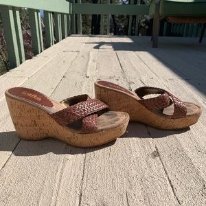 Summer wedges